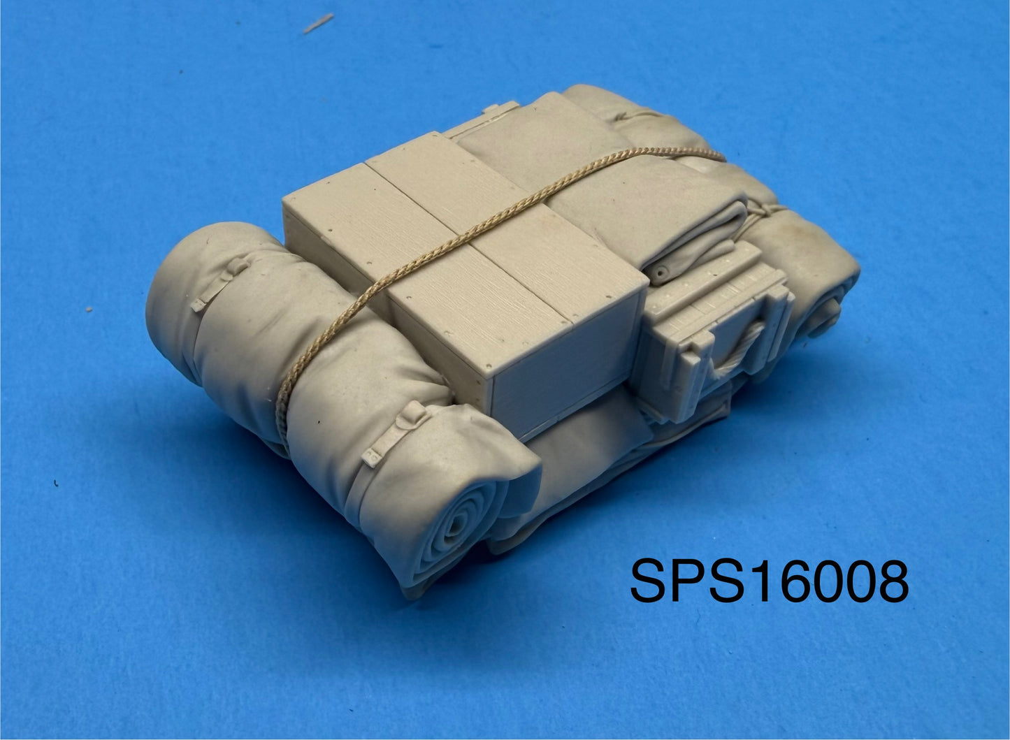 SPS16008 U.S. WW2 Engine Deck Stowage Pack (Version 1) 1/16