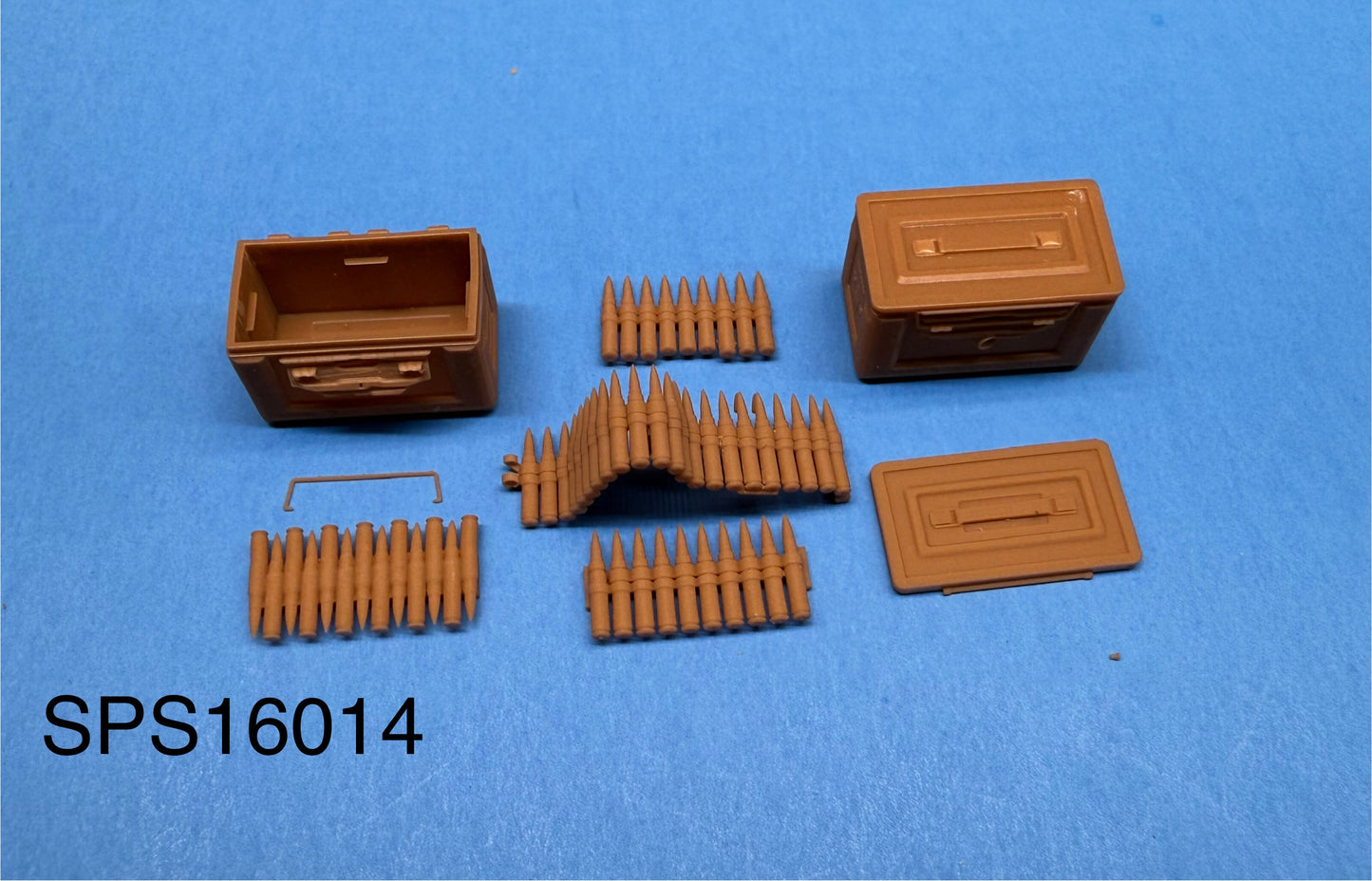 SPS16014 WW2 .50 Cal. Ammunition Cans With Cartridge Inserts (2 Pack) 1/16