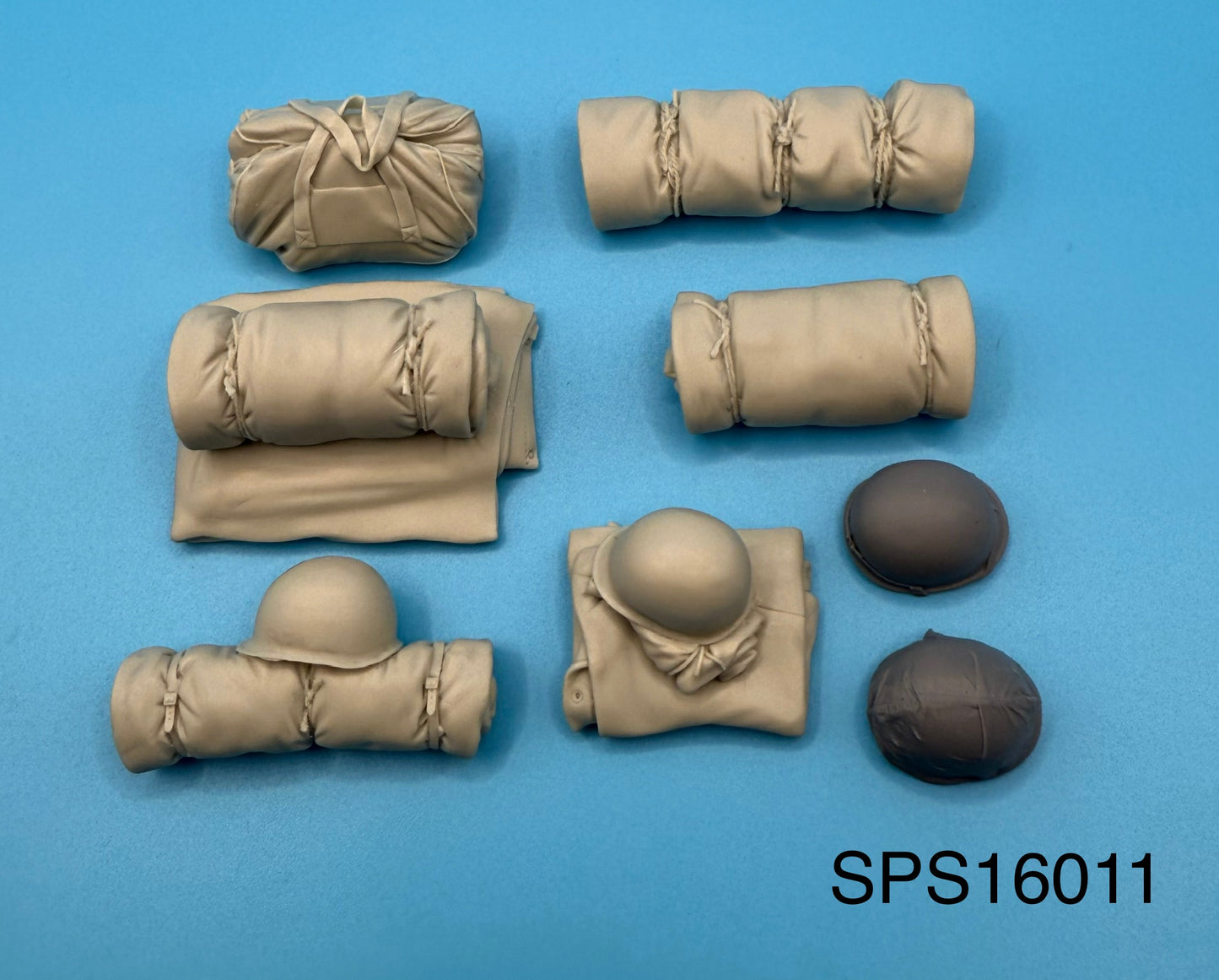 SPS16011  U.S. WW2 Stowage for Military Vehicles Set #2  1/16