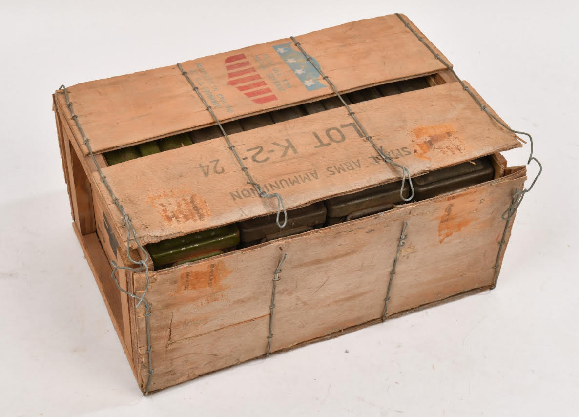 SPS16034  U.S. WW2 .30 Cal Ammo Cans and Crate  1/16