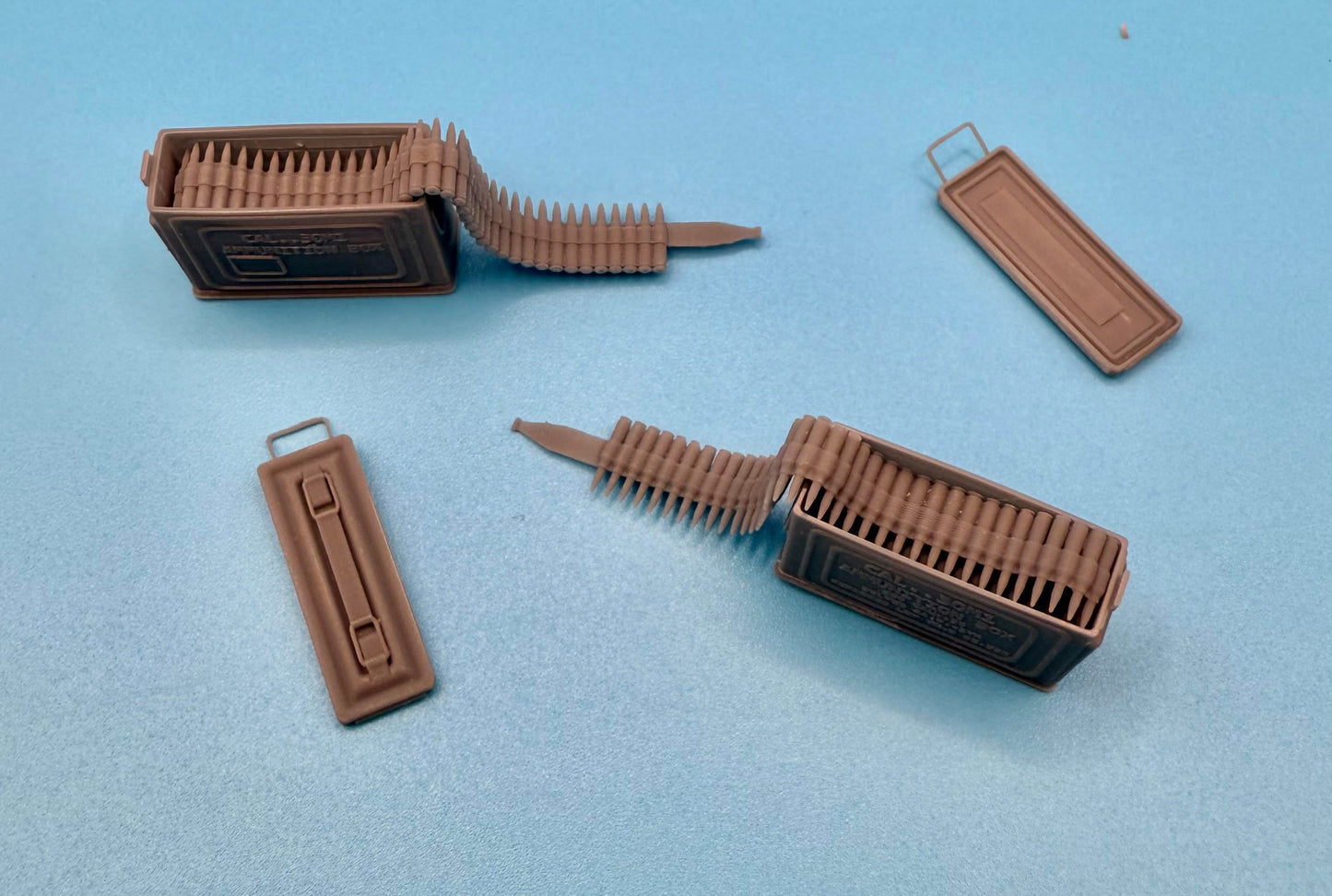 SPS16035  U.S. WW2 .30 Cal Open Ammo  Cans with Cartridge Belt Insert  1/16