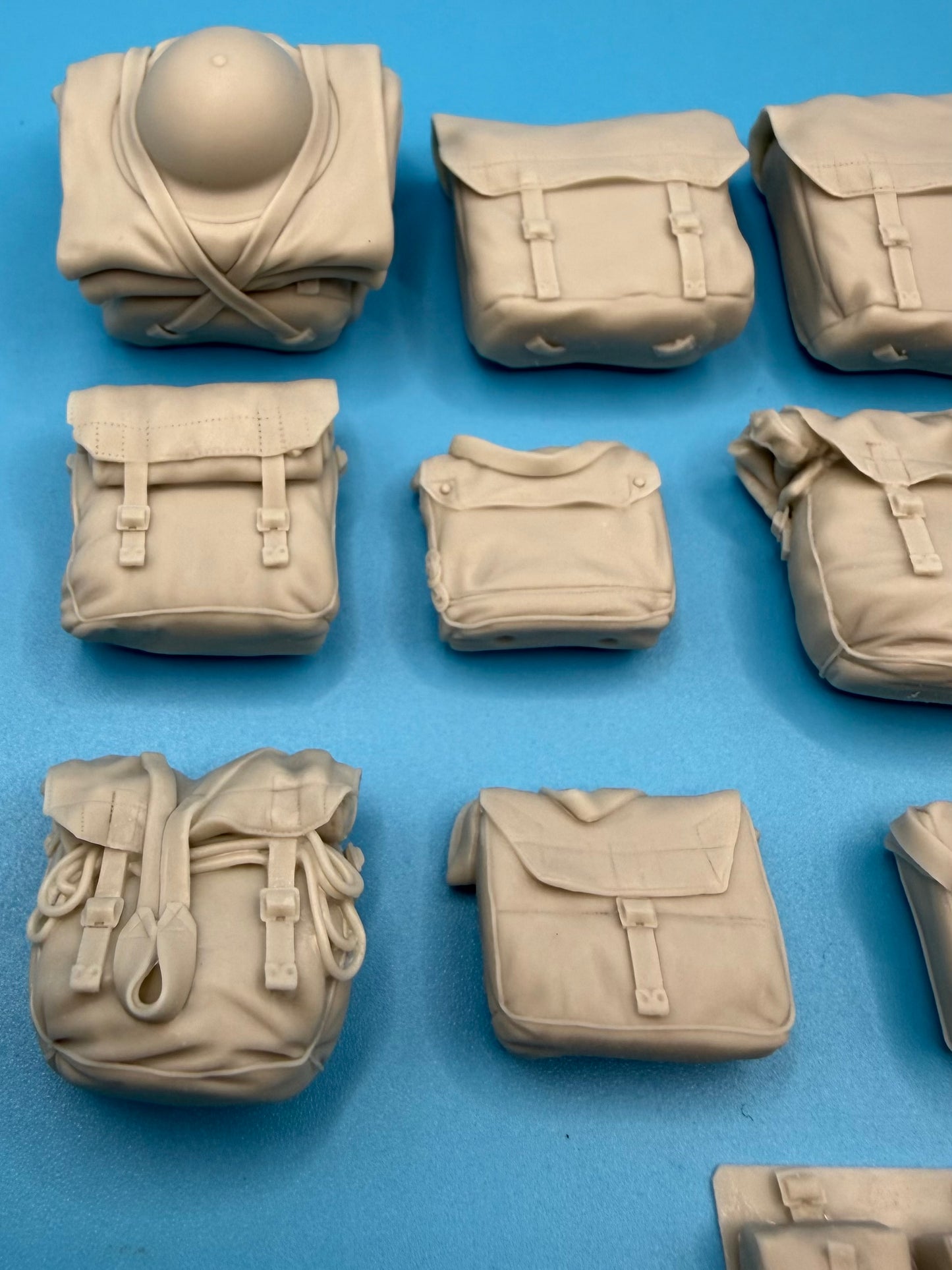 SPS16039  WW2 British Equipment Stowage Set  1/16