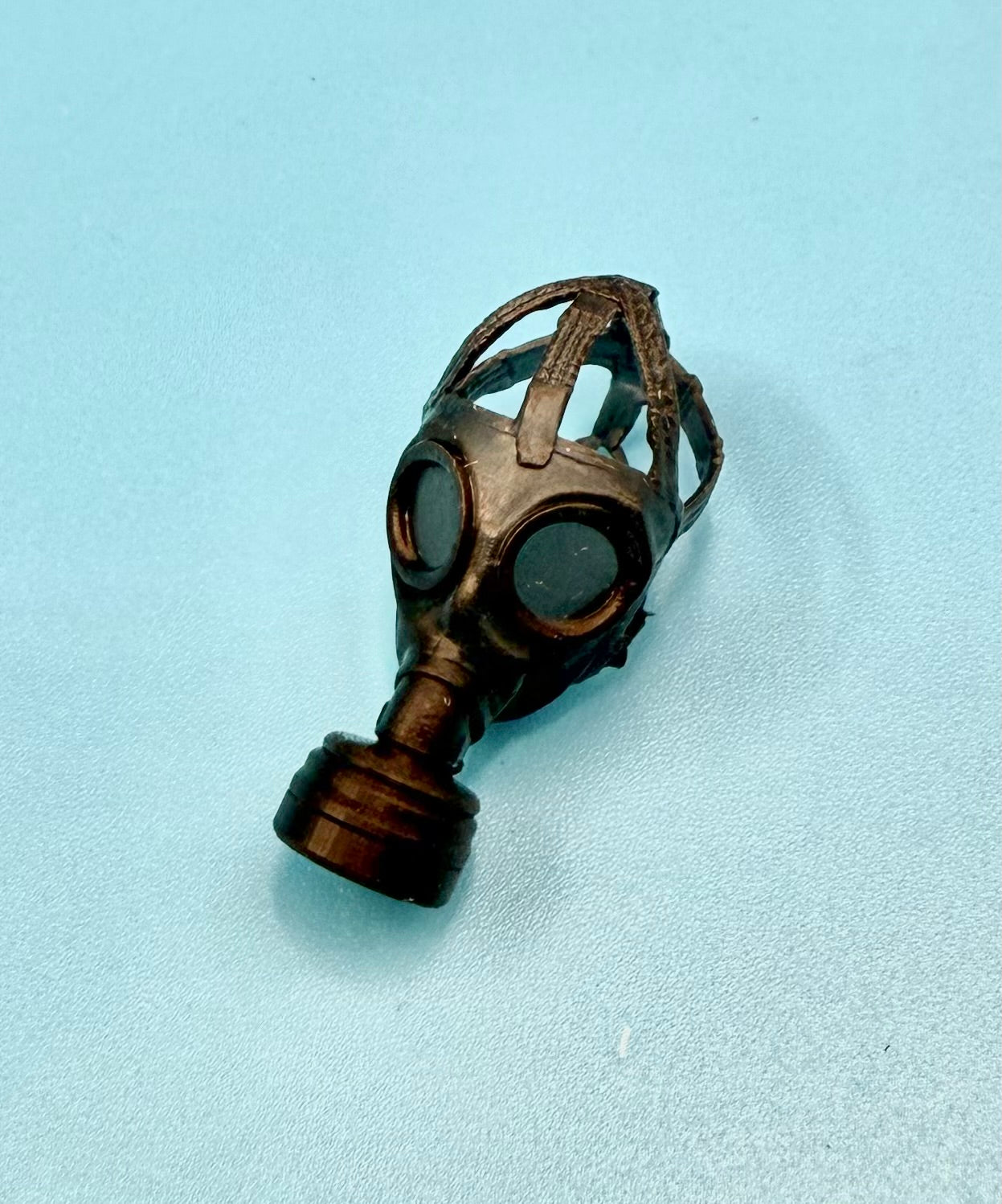 SPS16042  WW2 German Gas Mask Set  1/16
