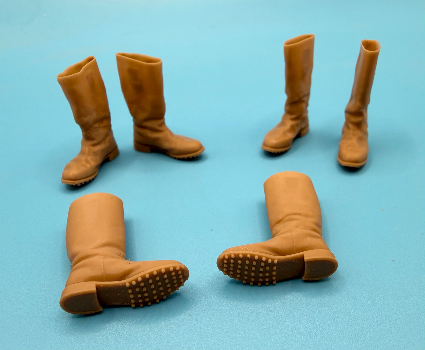 SPS16052  WW2 German Army Boots Set 1/16