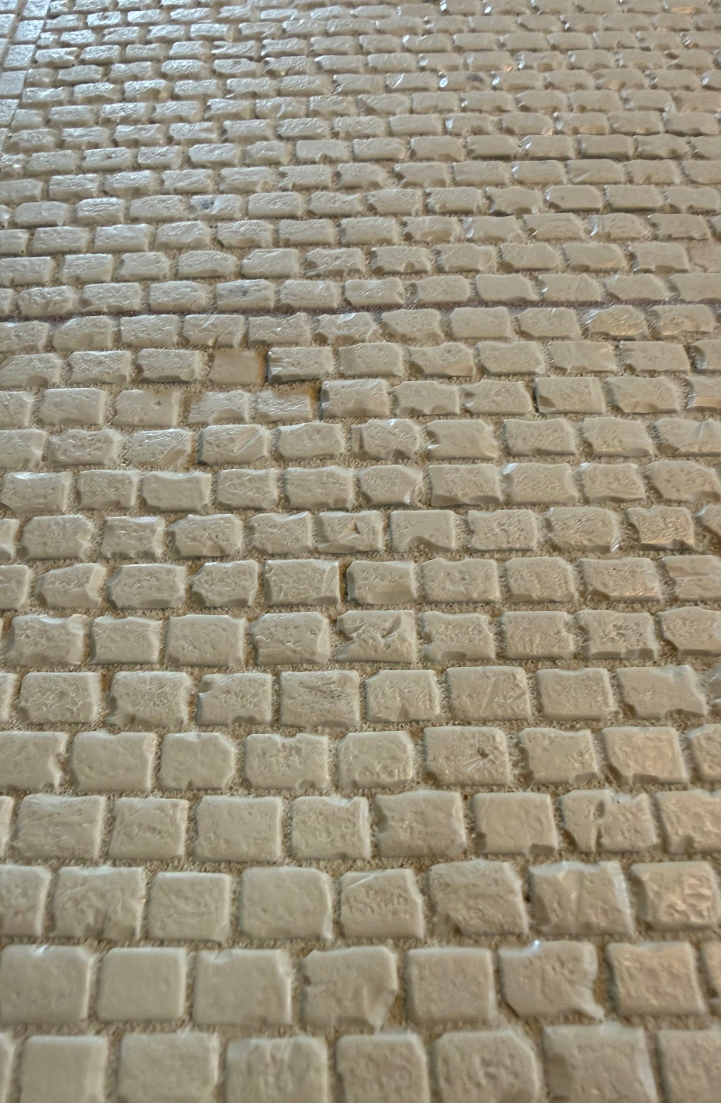 SPS16057  European Cobblestone Street Section  1/16