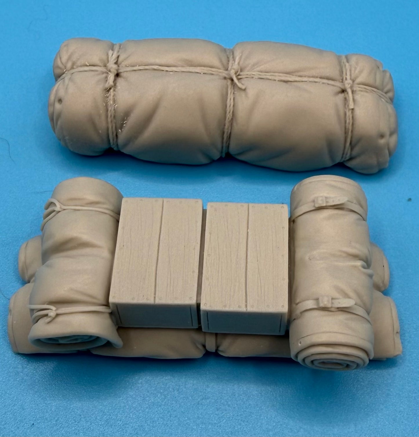 SPS35003  U.S. WW2 Engine Deck Stowage Pack Version 1  1/35