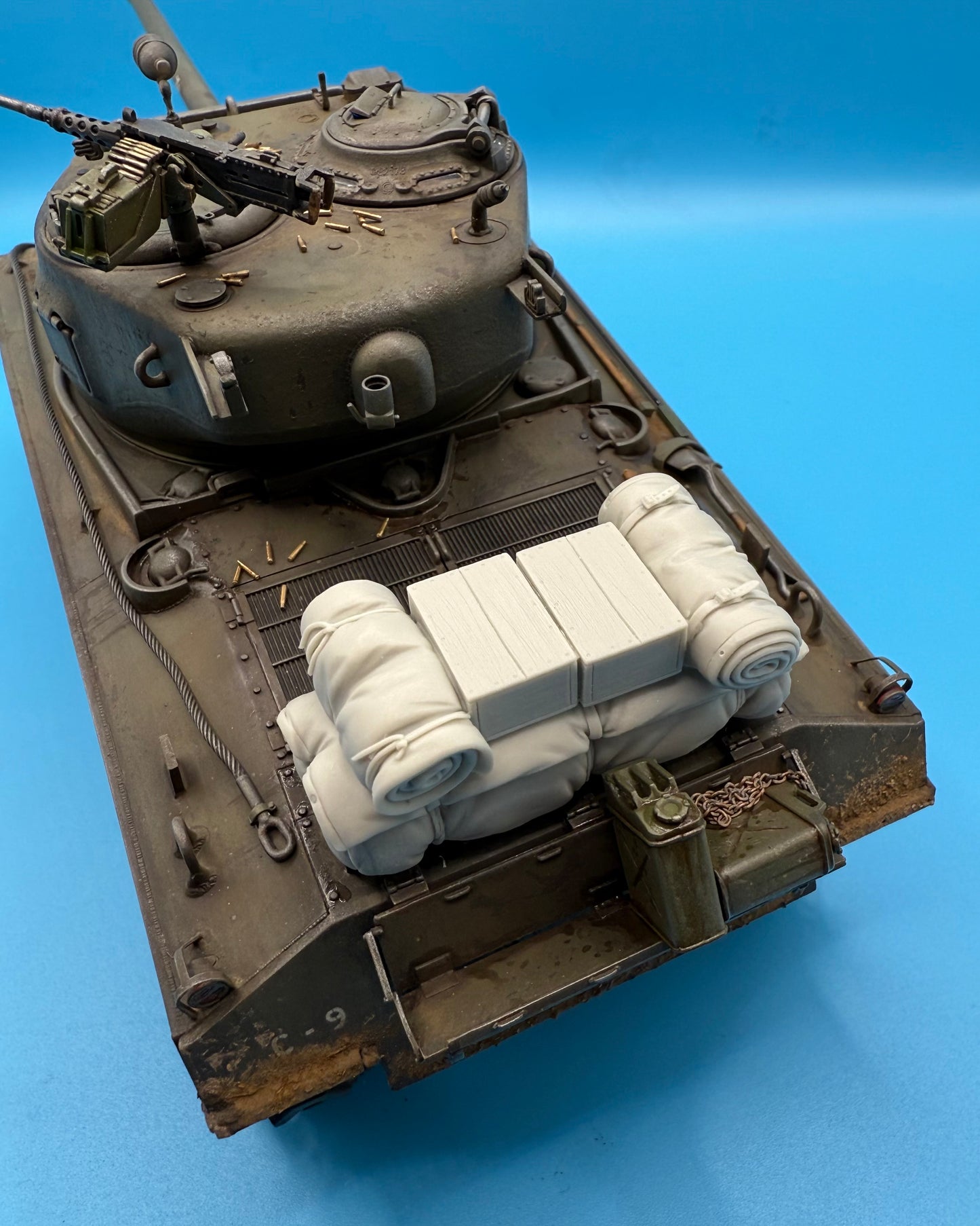 SPS35003  U.S. WW2 Engine Deck Stowage Pack Version 1  1/35