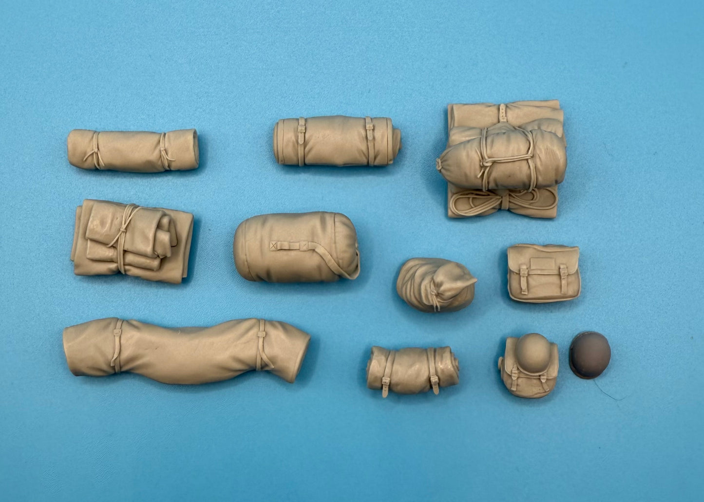 SPS35004  U.S. WW2 Stowage for Military Vehicles Set #1  1/35